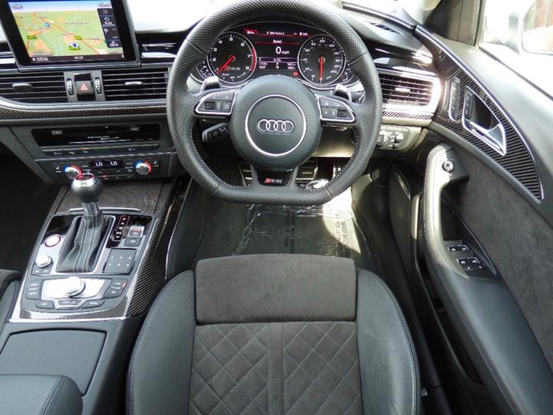 Illustration for article titled Bona Fide Wagon Lord Prince Harry's Audi RS6 Avant Is for Sale